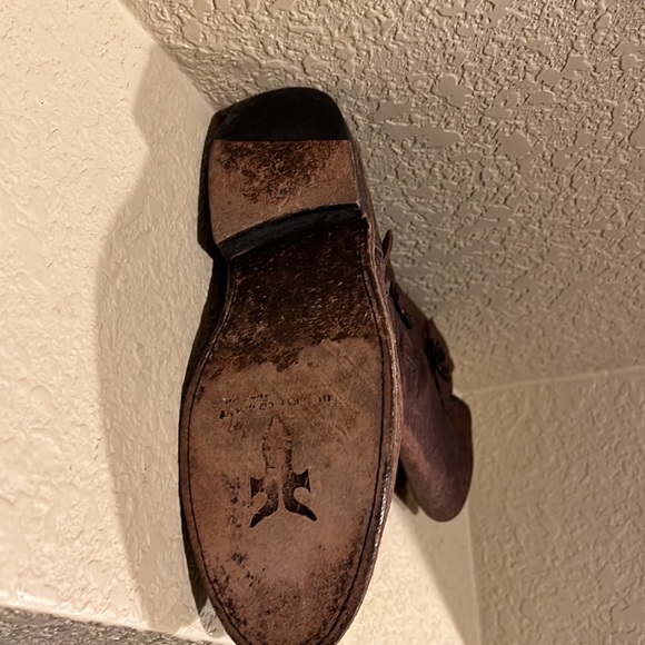 Frye boots size 7 women’s worn once, too big for my daughter so selling - Picture 8 of 10